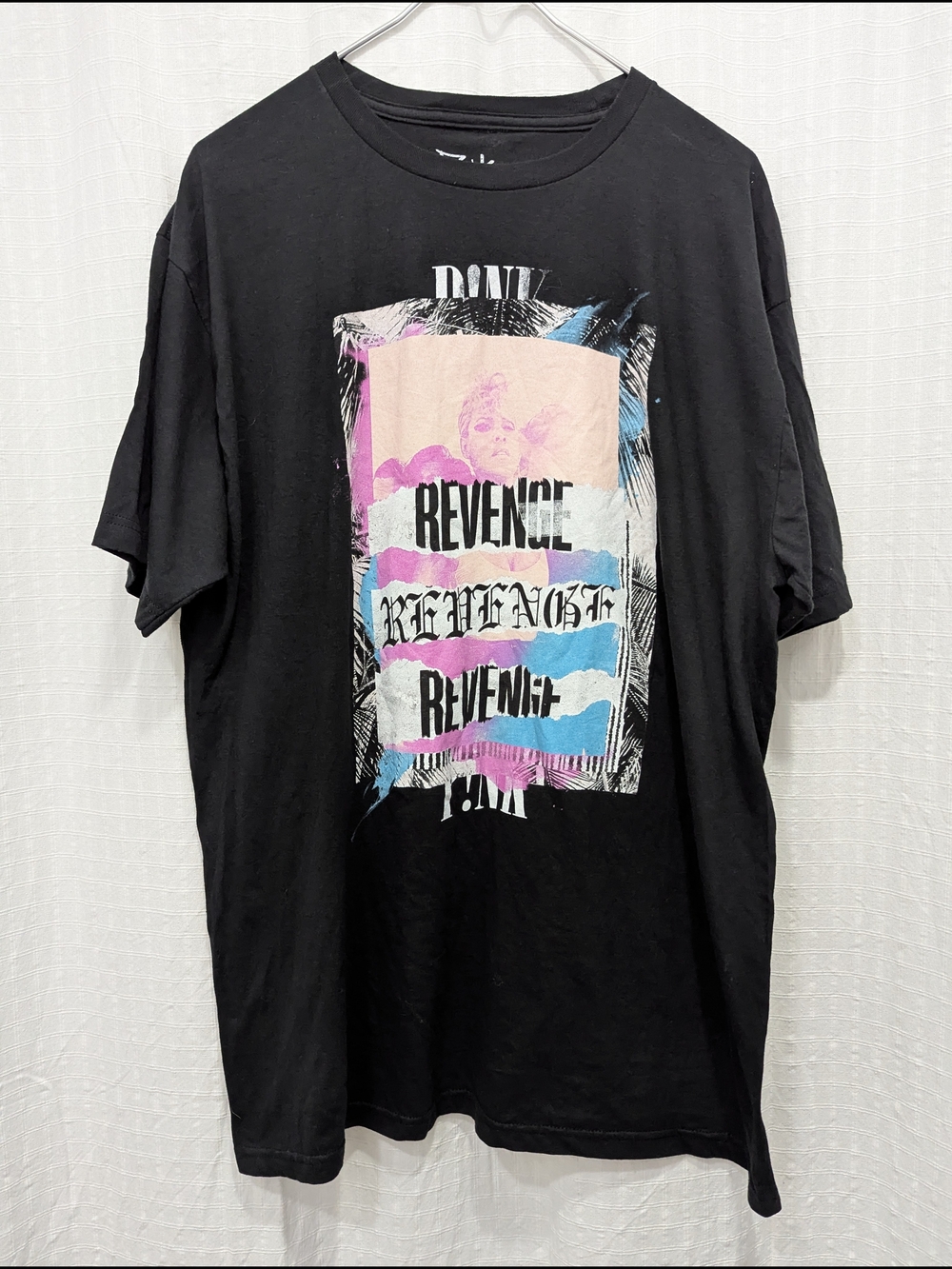 PINK Beautiful Trauma World Tour 2017 Graphic Tee XXL